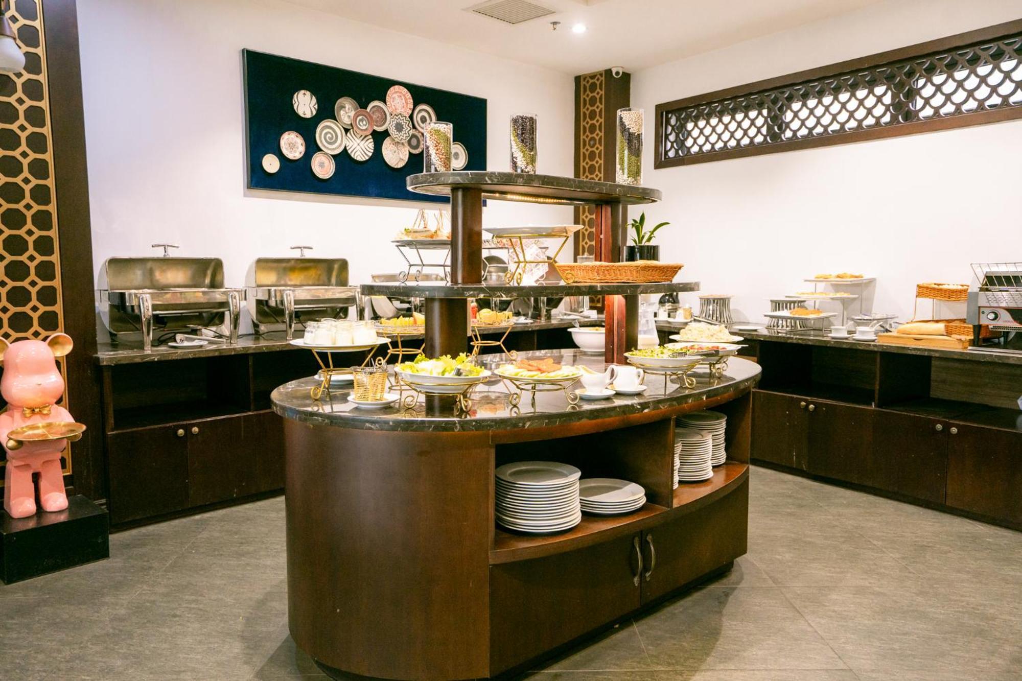 Khách sạn Khách Sạn&spa Brandi Gate 4*